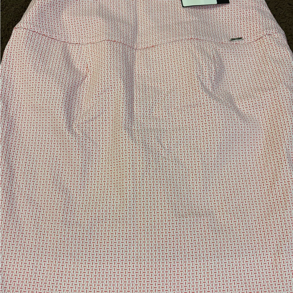 Pink pattern skort - Picture 3 of 3